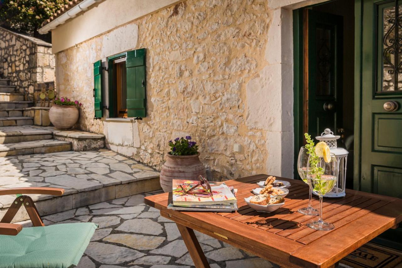 Traditional Stone House Anofli 1843 Fiskardo Kefalonia Luaran gambar